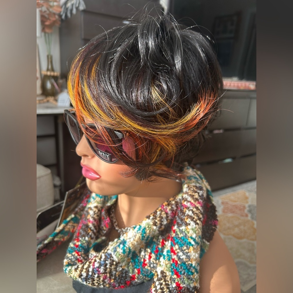 ✨NEW Freetress Equal Kissy Golden blonde red Highlights Bob Pixie Women's Wig - Picture 4 of 10